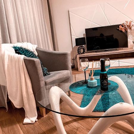 Apartament Solna 80 - Centrum Miasta Z Podziemnym Garazem Kielce Exterior foto