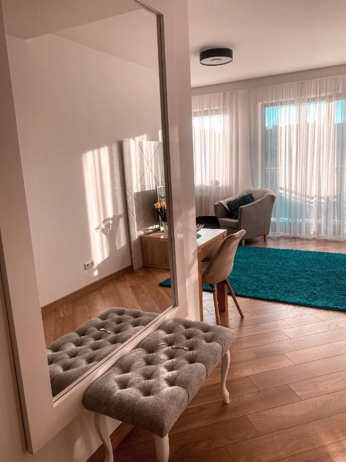 Apartament Solna 80 - Centrum Miasta Z Podziemnym Garazem Kielce Exterior foto